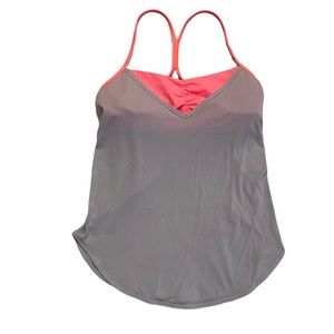 LuLuLemon Gray Tank Top with Built In Bra Size 6